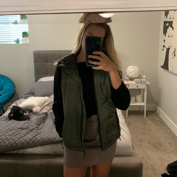 army green soft fall vest - Picture 2 of 2